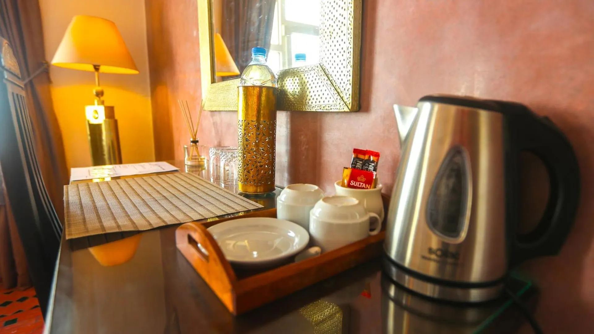 Riad Perle D'Eau Essaouira 4*,